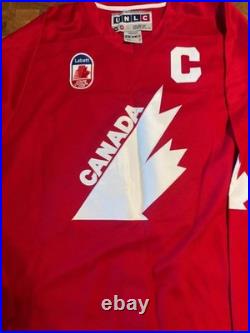 Oilers Kings Hall Of Famer Wayne Gretzky Signed Team Canada Jersey Jsa Loa