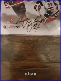 RARE Wayne Gretzky Autographed Photo