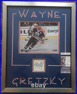 Signed GRETZKY Framed Photo JSA Authenticated Oilers Kings Rangers Blues