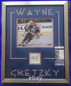 Signed GRETZKY Framed Photo JSA Authenticated Oilers Kings Rangers Blues