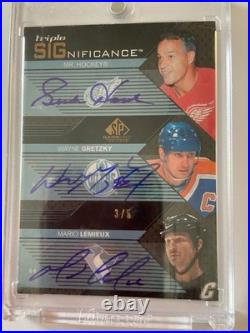 Triple significance howe/lemieux/gretzky autograph hockey card # 3/5