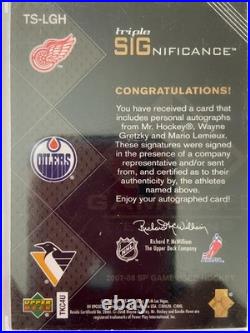 Triple significance howe/lemieux/gretzky autograph hockey card # 3/5