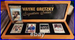 UD/Wayne Gretzky with2-Autographed Porcelain Signature Series-50/1000-with1979 RC/UG