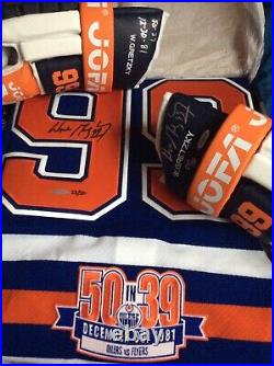 UDA -Gretzky Signed 50/39 Patch Jersey And Jofa Glove Set Limited to 50