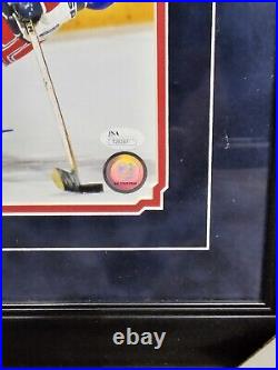 Unique Wayne Gretzky Signed Custom Mounted HHOF Inscribed, JSA, Upper deck, COA