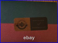 Upper Deck Authentic 13255 Wayne Gretzky Autographed Shot with CoA, 16 by 20