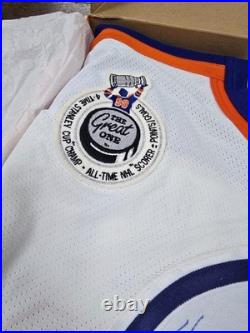 Upper Deck Authentic WAYNE GRETZKY Signed Jersey 404/499 Oilers Stanley Cup Upper Deck Authentic WAYNE GRETZKY Signed Jersey 404/499 Oilers Stanley Cup