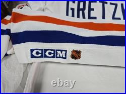 Upper Deck Authentic WAYNE GRETZKY Signed Jersey 404/499 Oilers Stanley Cup