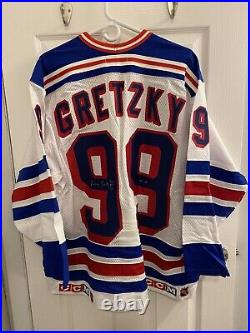 Upper Deck Wayne Gretzky Autographed Rangers Jersey Authenticated With COA & Tags