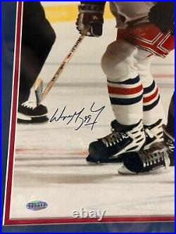 Upper Deck Wayne Gretzky Mark Messier Signed 16x20 Photo Framed Holograms Only