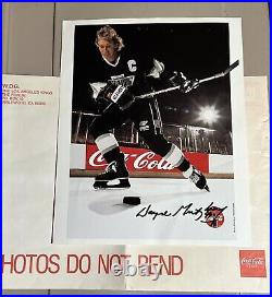 Very Rare/ Wayne Gretzky Los Angeles Kings Jersey 8x10 Autograph Photo
