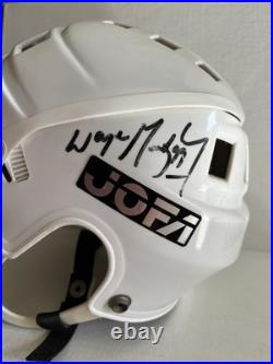 Vintage Signed Wayne Gretzky Jofa Hockey Helmet Full Size Adult 1990 Vintage Signed Wayne Gretzky Jofa Hockey Helmet Full Size Adult 1990