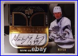 WAYNE GRETZKY-2009/10 UD Black (#49/50) Lustrous DUAL JERSEY/AUTO/AUTO/AUTOGRAPH