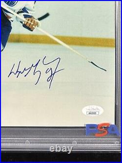 WAYNE GRETZKY Autographed AUTO 8x10 Signed SLABBED Photo BECKETT & PSA 10