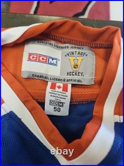 WAYNE GRETZKY SIGNED EDMONTON OILERS THROWBACK JERSEY JSA LOA NHL Hockey Vintage WAYNE GRETZKY SIGNED EDMONTON OILERS THROWBACK JERSEY JSA LOA NHL Hockey Vintage