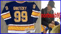 WAYNE GRETZKY SIGNED ST. LOUIS BLUES #99 JERSEY withEXACT PROOF & BECKETT COA LOA