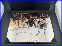 WAYNE GRETZKY UPPER DECK LIMITED EDITION 802 GOAL SIGNED 8x10 PHOTO UDA