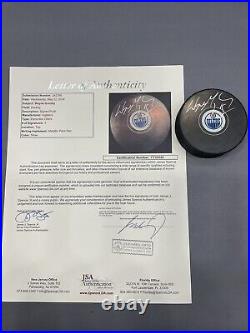 WAYNE GRETZKY signed EDMONTON OILERS puck JSA COA Full LOA