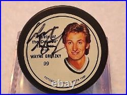 WAYNE GRETZKY signed KINGS puck JSA COA Full LOA