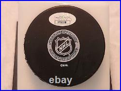 WAYNE GRETZKY signed OILERS puck JSA COA Full LOA full signature