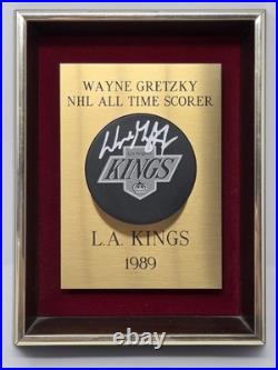 WAYNE GRETZKY signed framed KINGS puck JSA COA Full LOA full signature