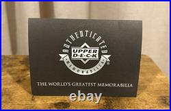 WAYNE GREYZKY #99 Signed AUTO Mini Kings STATUE Upper Deck Authenticated UDA