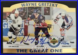 Wayne Gretzky 1996 The Great One Signed St. Louis Blues Auto Card 64/399 UDA