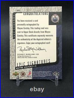 Wayne Gretzky 2000 Upper Deck Epic Signature Auto On Card