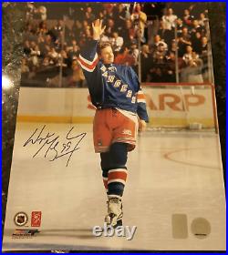 Wayne Gretzky 2004 Wga 11x14 Signed With Wga Coa Sticker