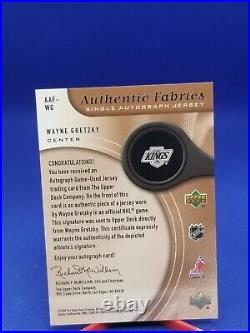 Wayne Gretzky 2005-06 SP Game Used Authentic Fabrics Jersey Autograph #WG 29/75