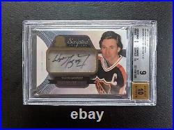 Wayne Gretzky 2011-12 The Cup Scripted Swatches /35 Patch Auto BGS 9 MINT+