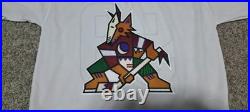 Wayne Gretzky #99 HOF The Great One Hand-Signed Phoenix Coyotes Jersey With Tags