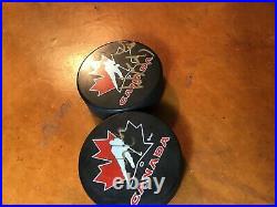 Wayne Gretzky And Sidney Crosby AUTOGRAPH Hockey Pucks