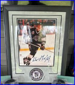 Wayne Gretzky Auto Autograph Signed Framed 8x10 Photo Los Angeles Kings Jsa Coa