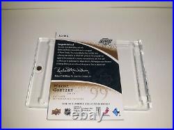 Wayne Gretzky Auto Patch 1/10, Upper Deck Ultimate Collection 2009-10, L. A. King