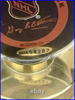 Wayne Gretzky Autograph New York Rangers Hockey Puck PSA/DNA COA BAE58287 Signed