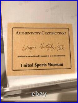 Wayne Gretzky Autographed 1,072nd Record-Setting Goal 8x10 Photo COA