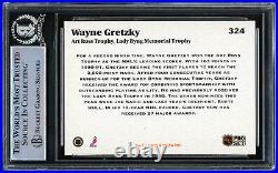 Wayne Gretzky Autographed 1991-92 Pro Set Card #324 Kings Beckett #15500208