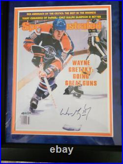 Wayne Gretzky Autographed 8X10 framed Photo Rookie UDA BAE08449