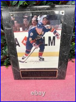 Wayne Gretzky Autographed 8x10 Photo St. Louis Blues Plaque