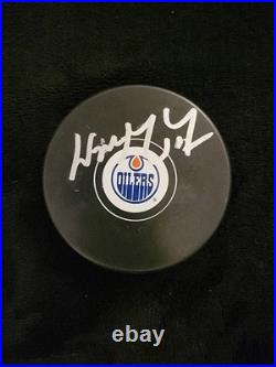 Wayne Gretzky Autographed Hand Signed Oilers Hockey Puck with COA