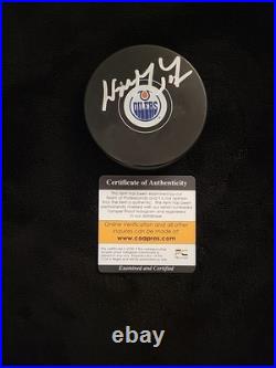 Wayne Gretzky Autographed Hand Signed Oilers Hockey Puck with COA