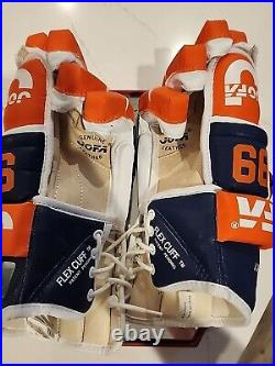 Wayne Gretzky Autographed Hockey Gloves