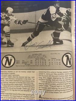 Wayne Gretzky Autographed Hockey Illustrated 5/1982 JSA Certified