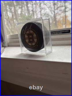 Wayne Gretzky Autographed Hockey Puck