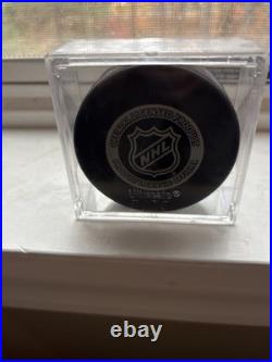 Wayne Gretzky Autographed Hockey Puck