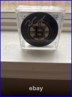Wayne Gretzky Autographed Hockey Puck