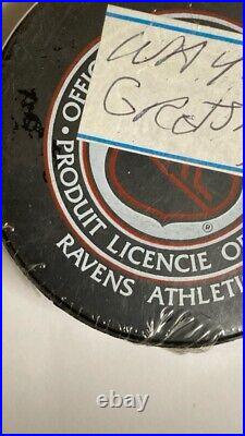 Wayne Gretzky Autographed Official NHL Hockey Puck New York Rangers