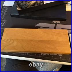 Wayne Gretzky Autographed Signature Series 299/1000 2 Autos In Wooden Box