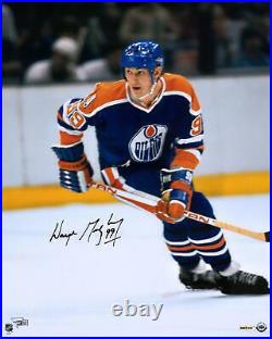 Wayne Gretzky Edmonton Oilers Signed 16x20 Rookie Season Photograph Upper Deck